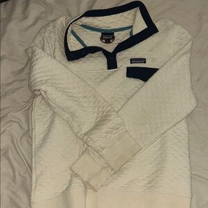 Patagonia Women’s Off-White Quilted Sweater